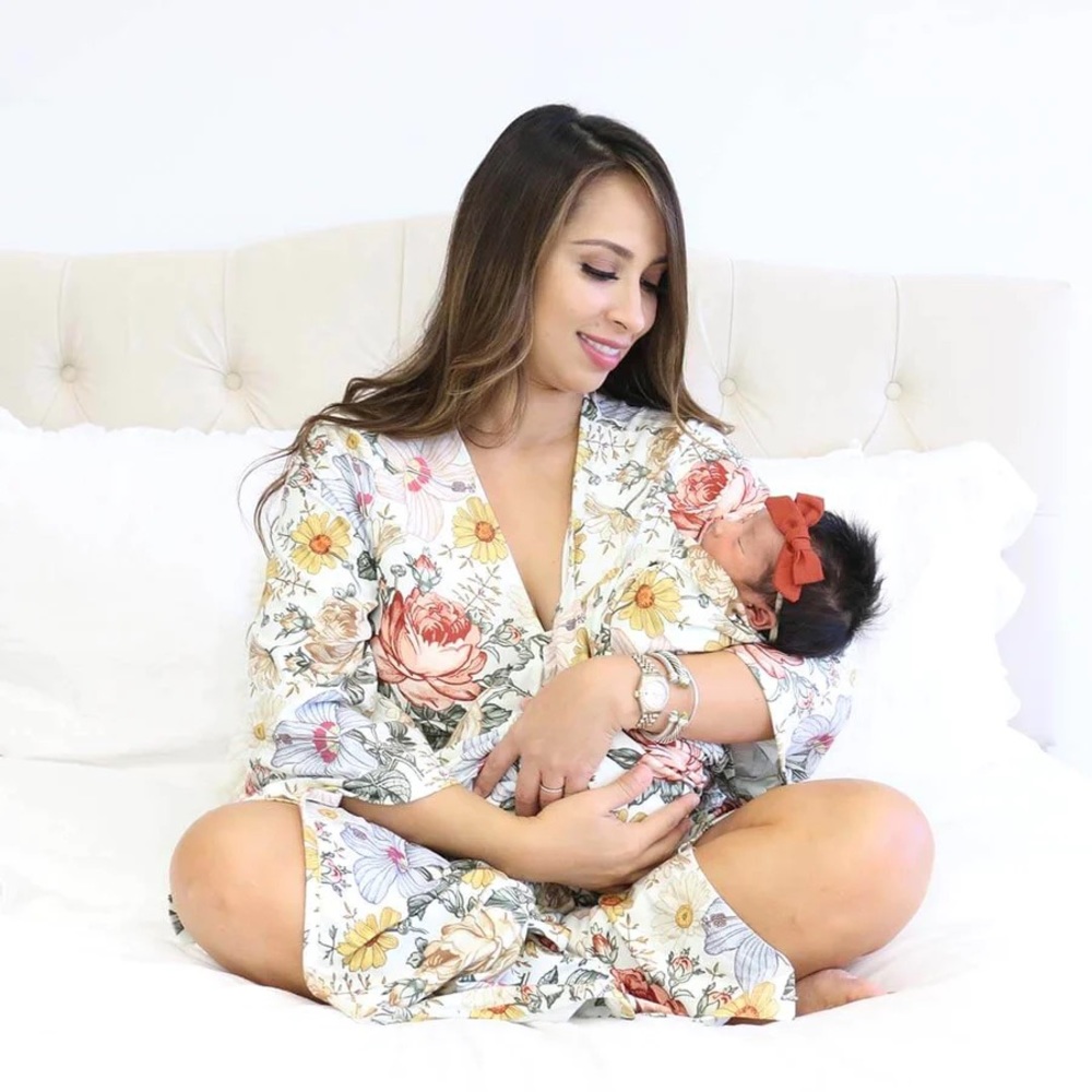 NWOT Caden Lane Maternity Robe